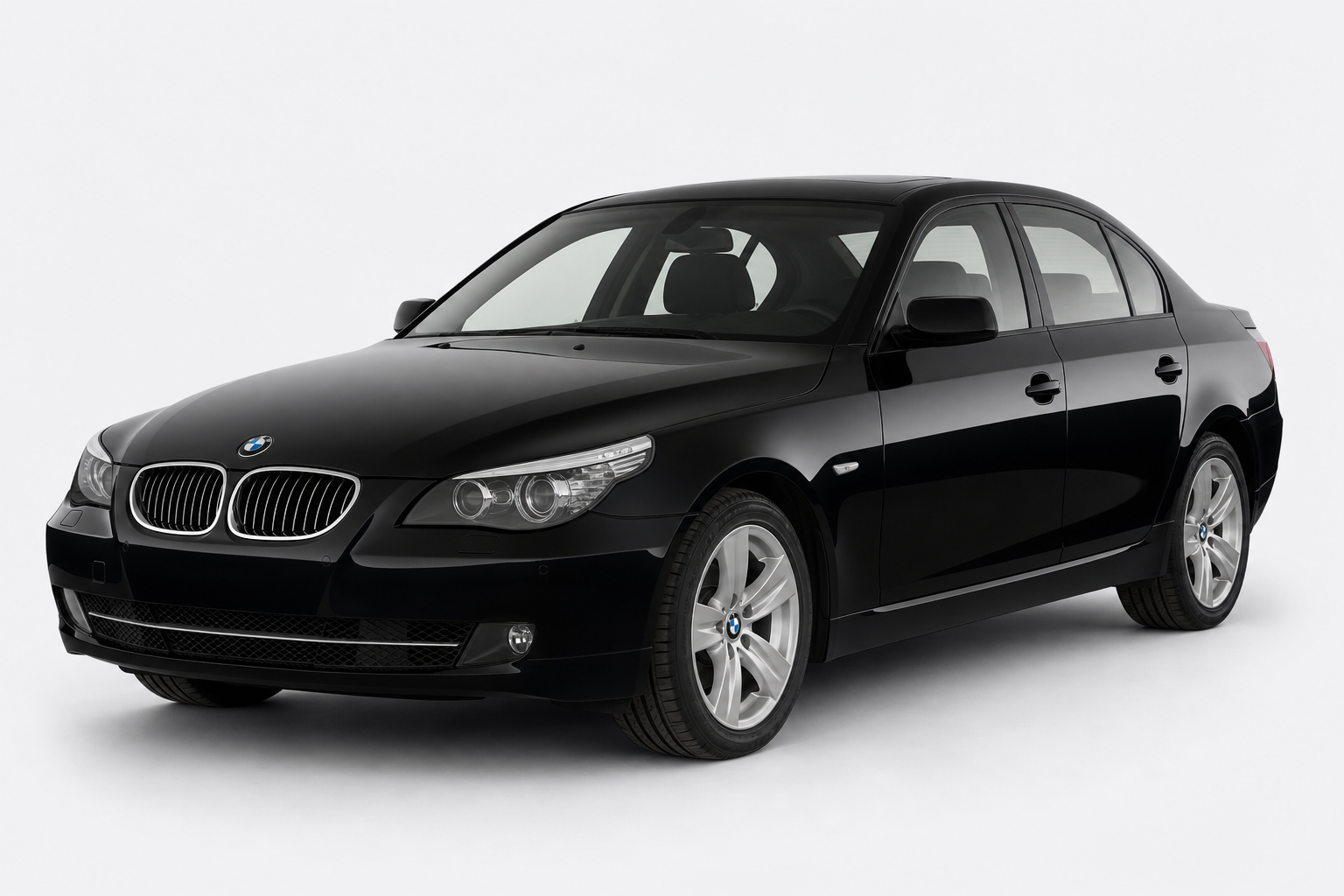 E60 (2003—2010) — Автомобиль